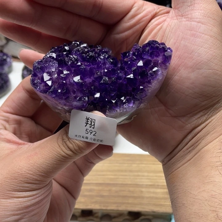 未镶嵌大型摆件（非配饰）紫晶