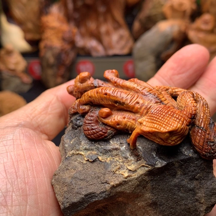 柏木（崖柏）崖柏陈化料手把件