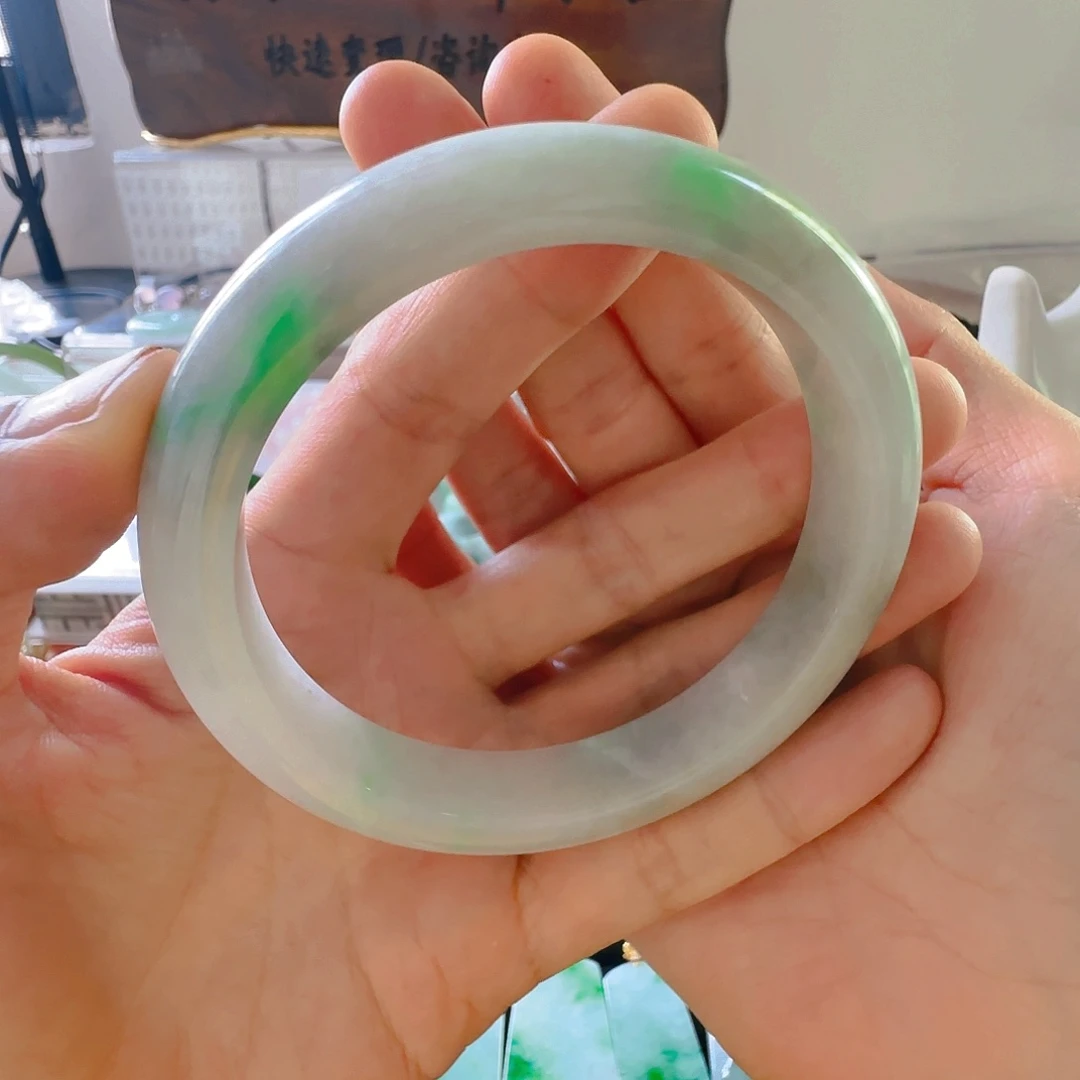 阿***月翡翠手镯未镶嵌翡翠299