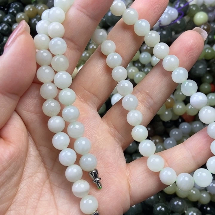 颈饰未镶嵌和田玉卡8