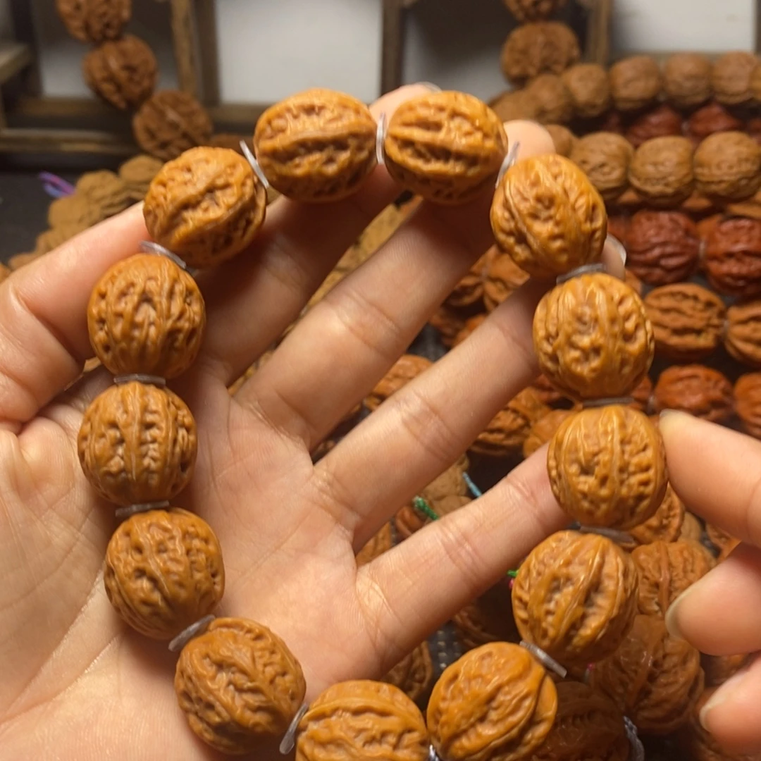 *****手串文玩核桃粗筋八棱手串