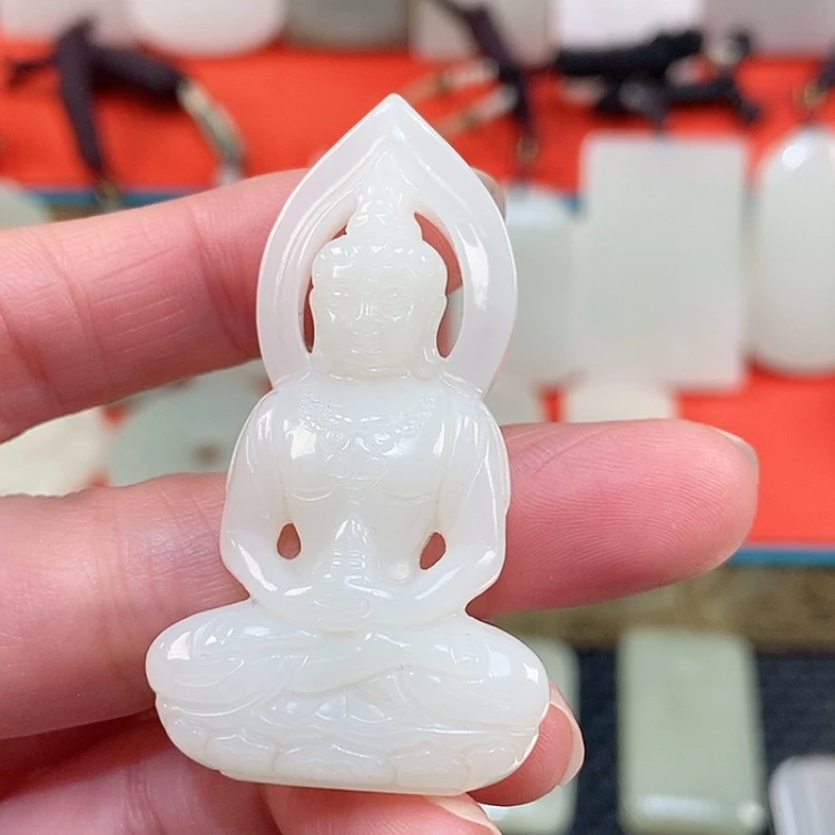 【闪购商品】颈饰未镶嵌和田玉