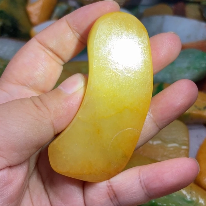 翡翠挂件未镶嵌缅甸翡翠