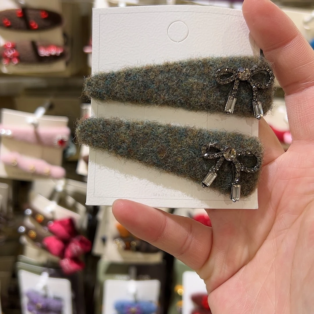 布艺非金属绿色蝴蝶结拜拜夹