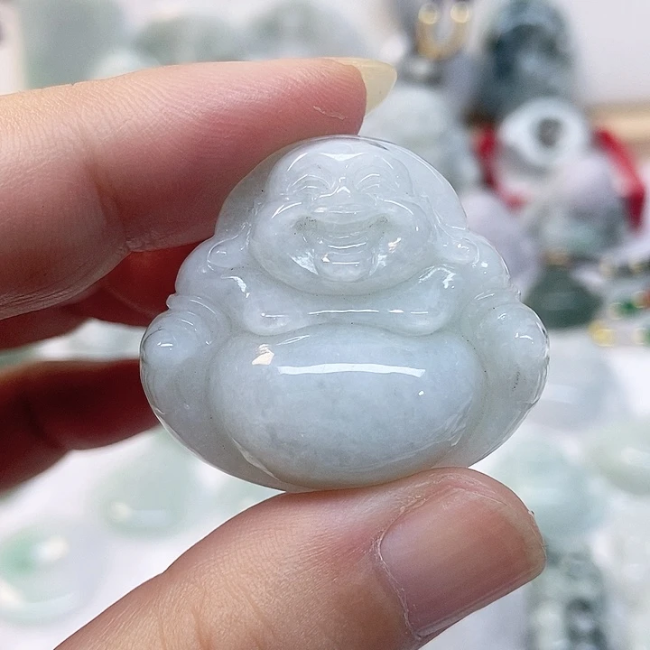 翡翠未镶嵌颈饰佛公