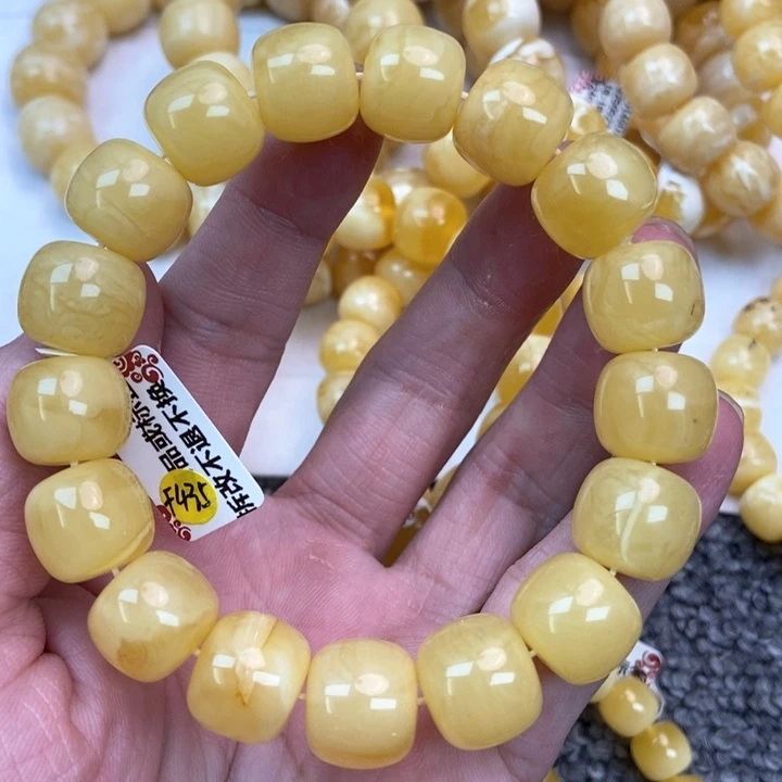 琥珀未镶嵌珠宝奇石3