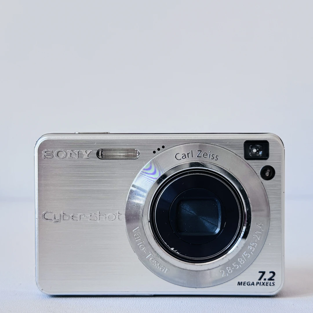 9新 Sony/索尼 W120 720w像素3倍光学bianjq