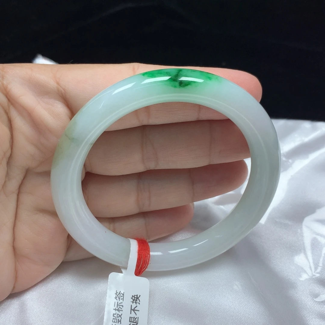 未镶嵌手镯（圆镯）翡翠58.2