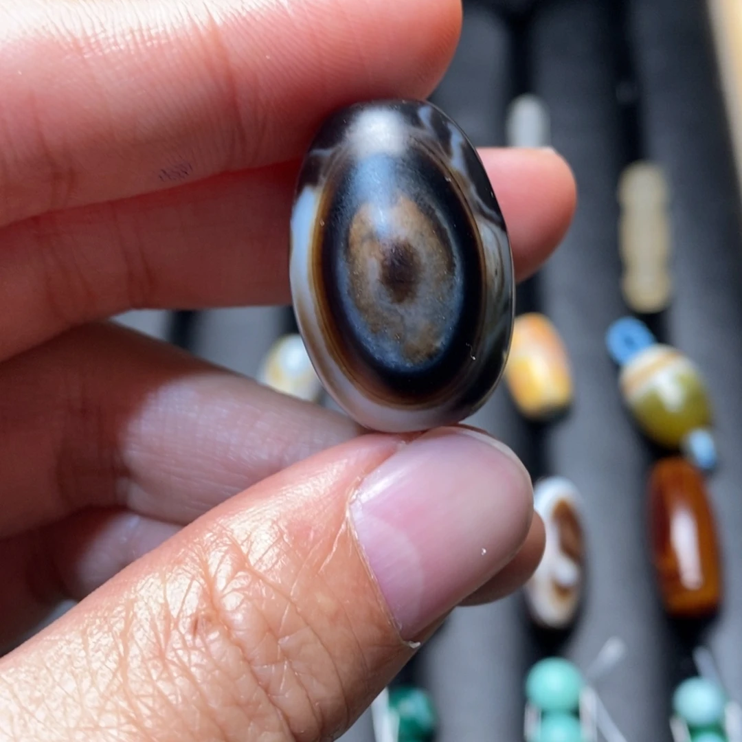 玛瑙/玉髓颈饰未镶嵌跳**火