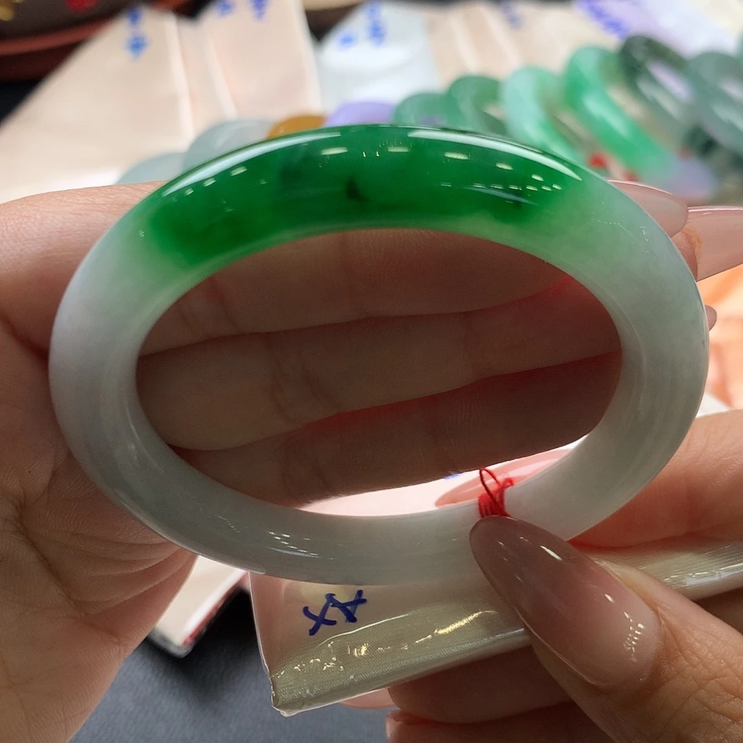 未镶嵌手镯翡翠55.2圆