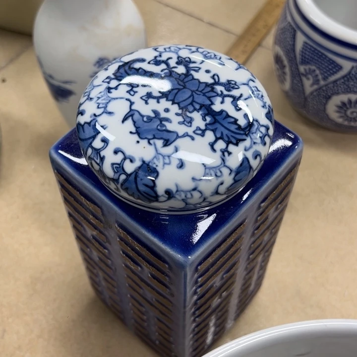 小***点瓷片微瑕。。。。。。。。。。。。