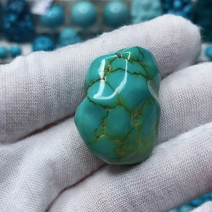 善***人绿松石未镶嵌珠宝奇石