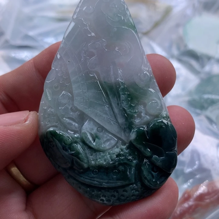 翡翠未镶嵌颈饰保真天然a货翡翠