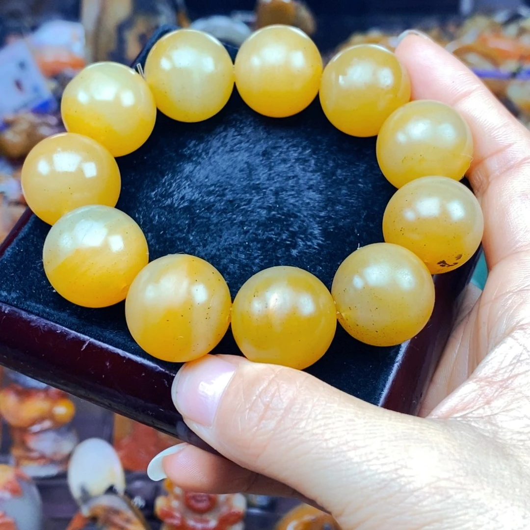 石英质玉（黄龙玉）未镶嵌颈饰