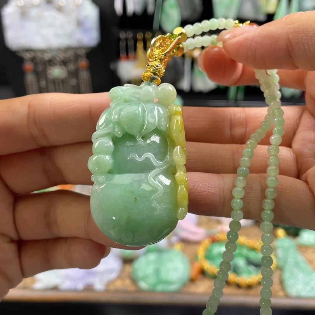 翡翠未镶嵌颈饰代编织