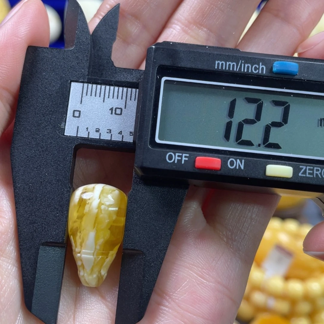 琥珀未镶嵌裸石琥珀蜜蜡