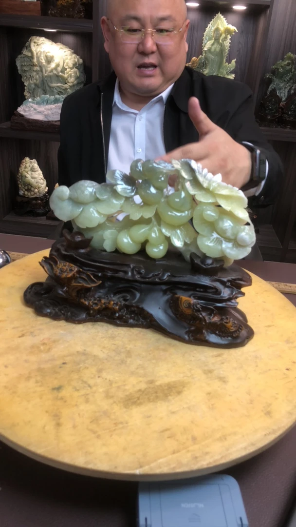 蛇纹石玉（覆膜）摆件原创作品