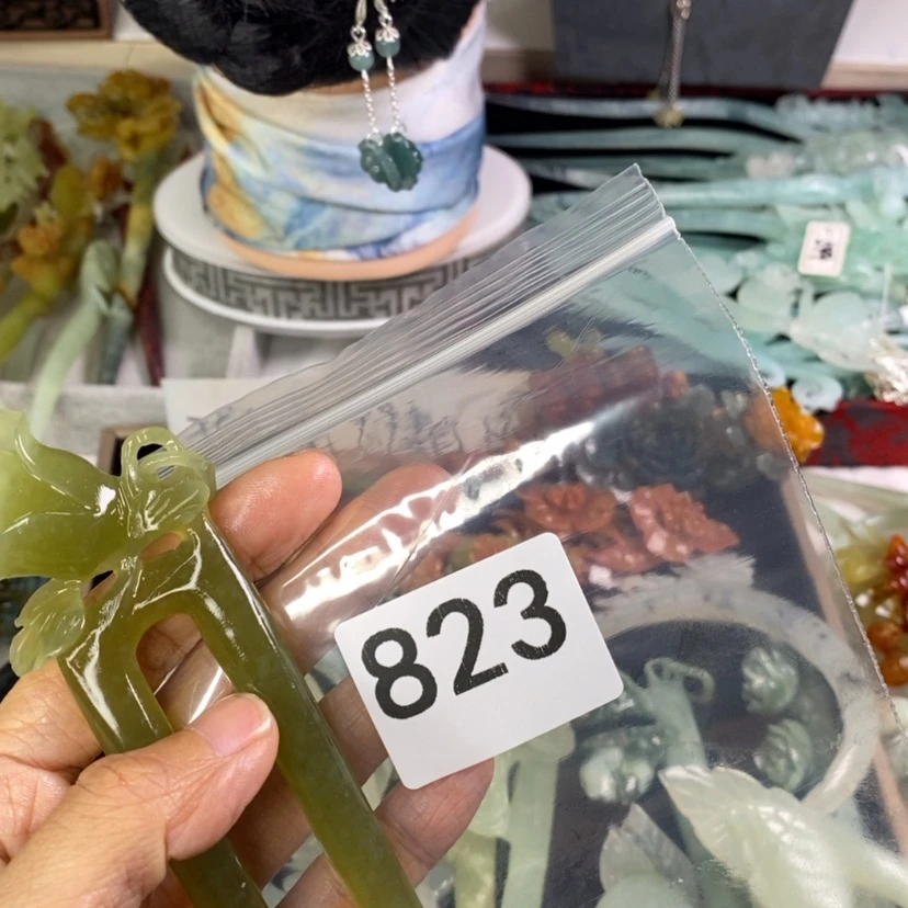 【闪购商品】翡翠颈饰未镶嵌啦*丫