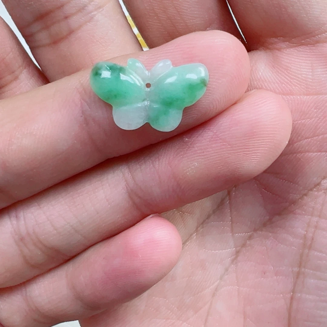 酒***窝翡翠散珠蝴蝶一个