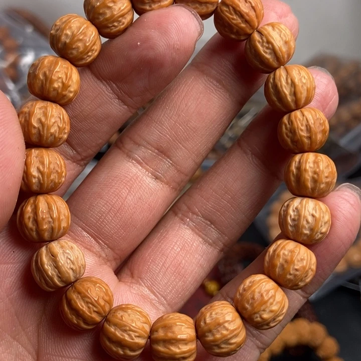 猴头核桃吊坠今天