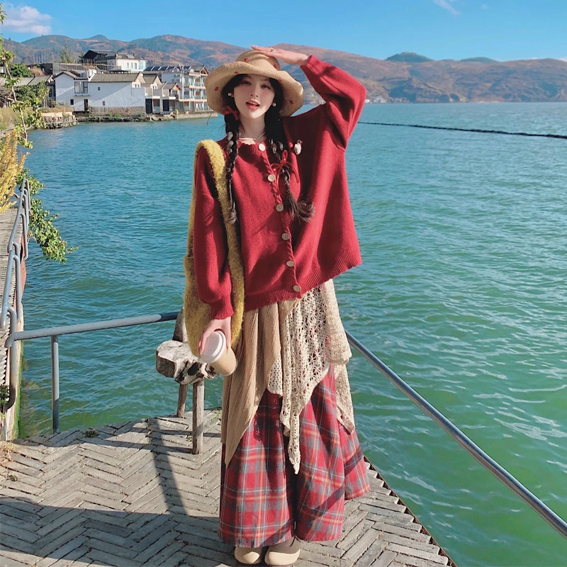 复古文艺范针织开衫红格子半裙2025早秋新款可盐可甜森系撞色套装