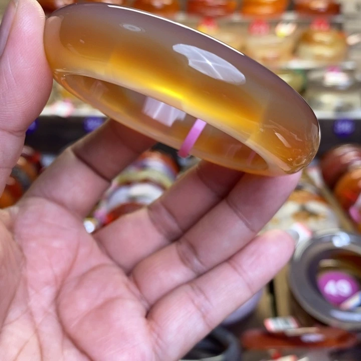 玛瑙/玉髓手镯未镶嵌