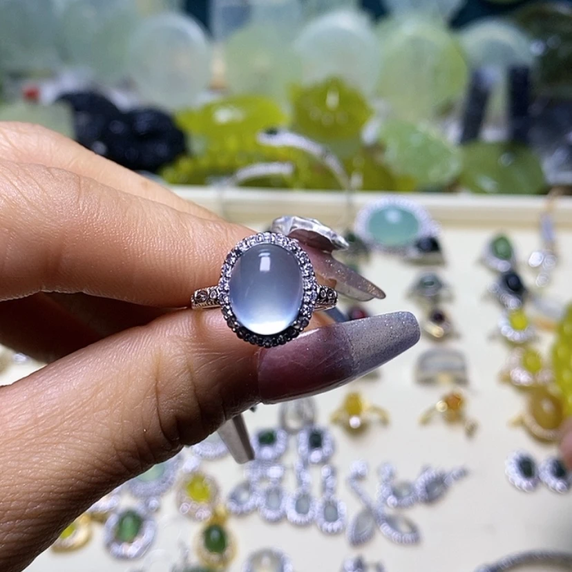 【闪购商品】蛇纹石玉颈饰未镶嵌蓓*