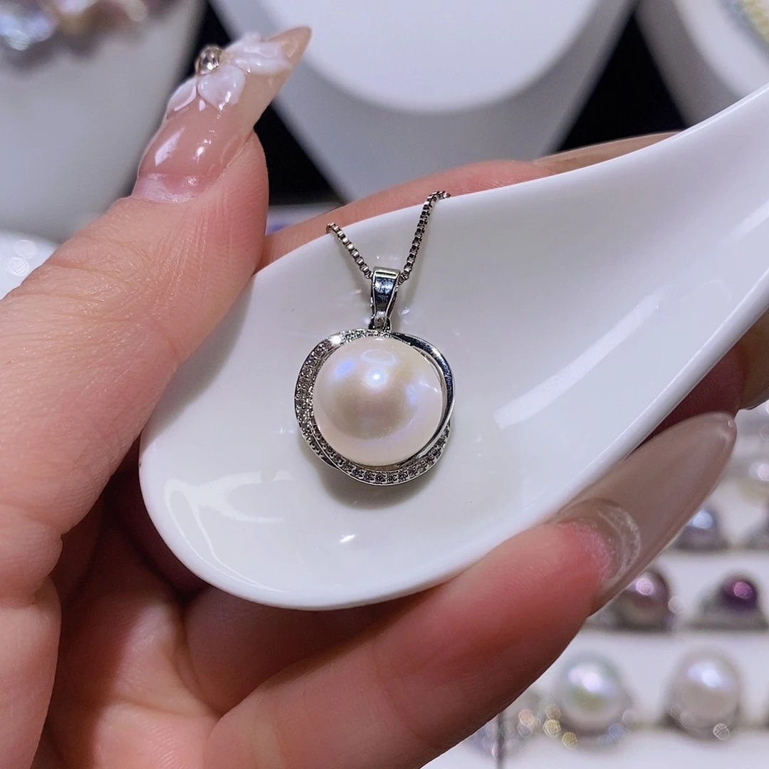 淡水珍珠颈饰合金