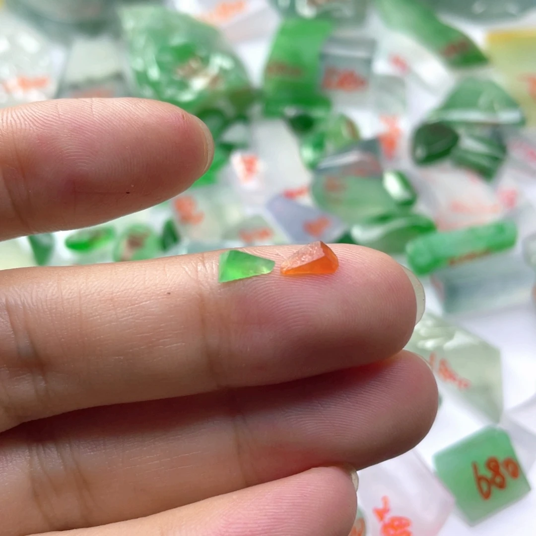 未镶嵌定制翡翠天然缅甸翡翠