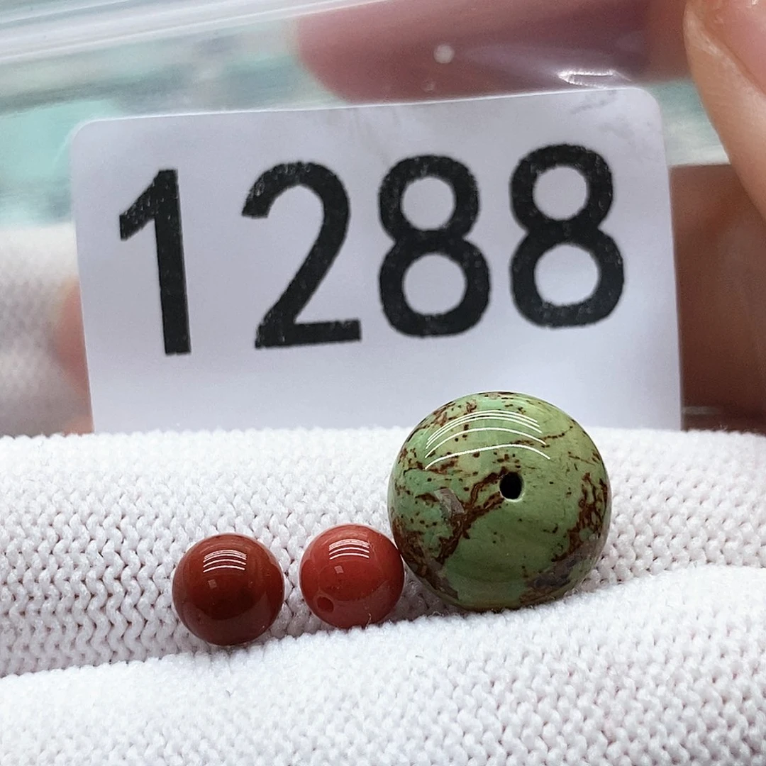 南红玛瑙未镶嵌颈饰