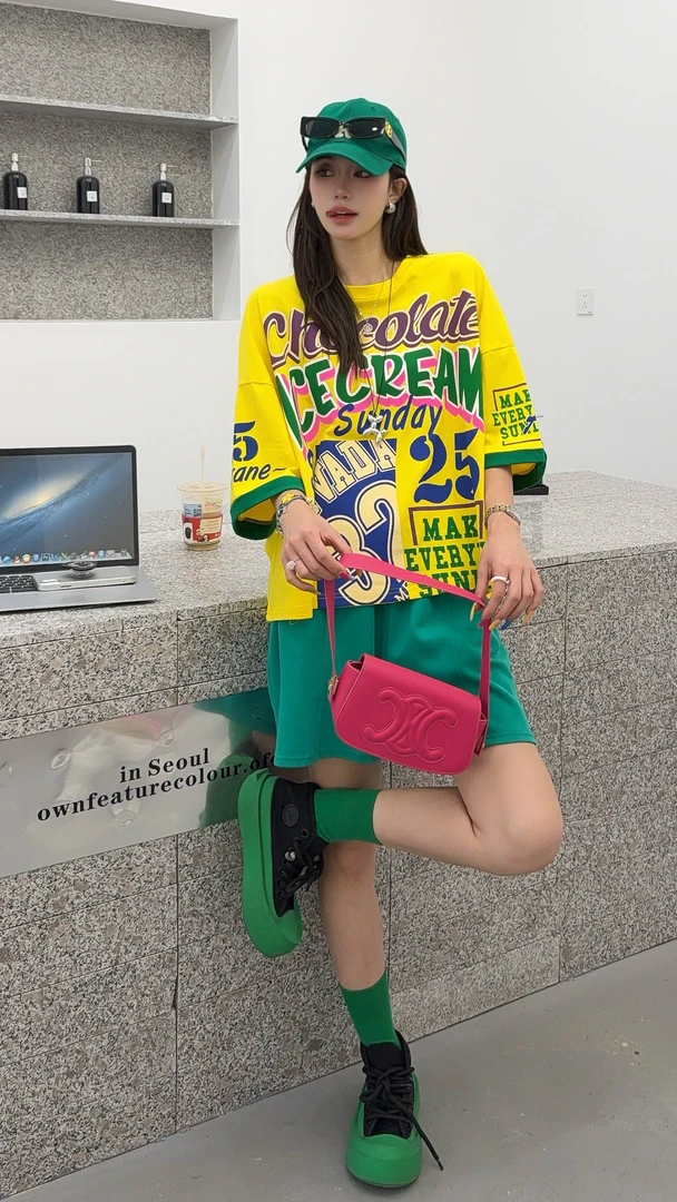 【说说家】夏季新款2025小短款字母彩色棉T半袖嘻哈减龄新疆棉