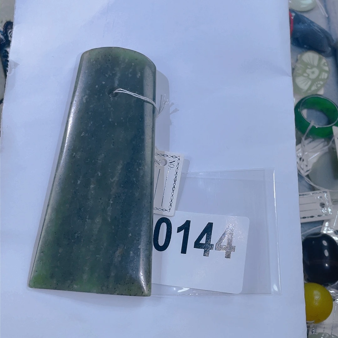 和田玉车挂未镶嵌