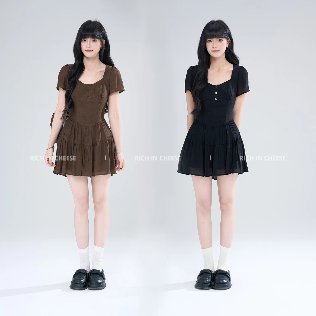 RICHINCHEESE  焦糖小姐 复古风焦糖棕高级感方领收腰显瘦连衣裙