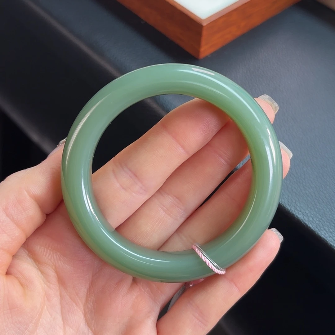 和田玉未镶嵌手镯【碧玉粉青 偏蓝调】