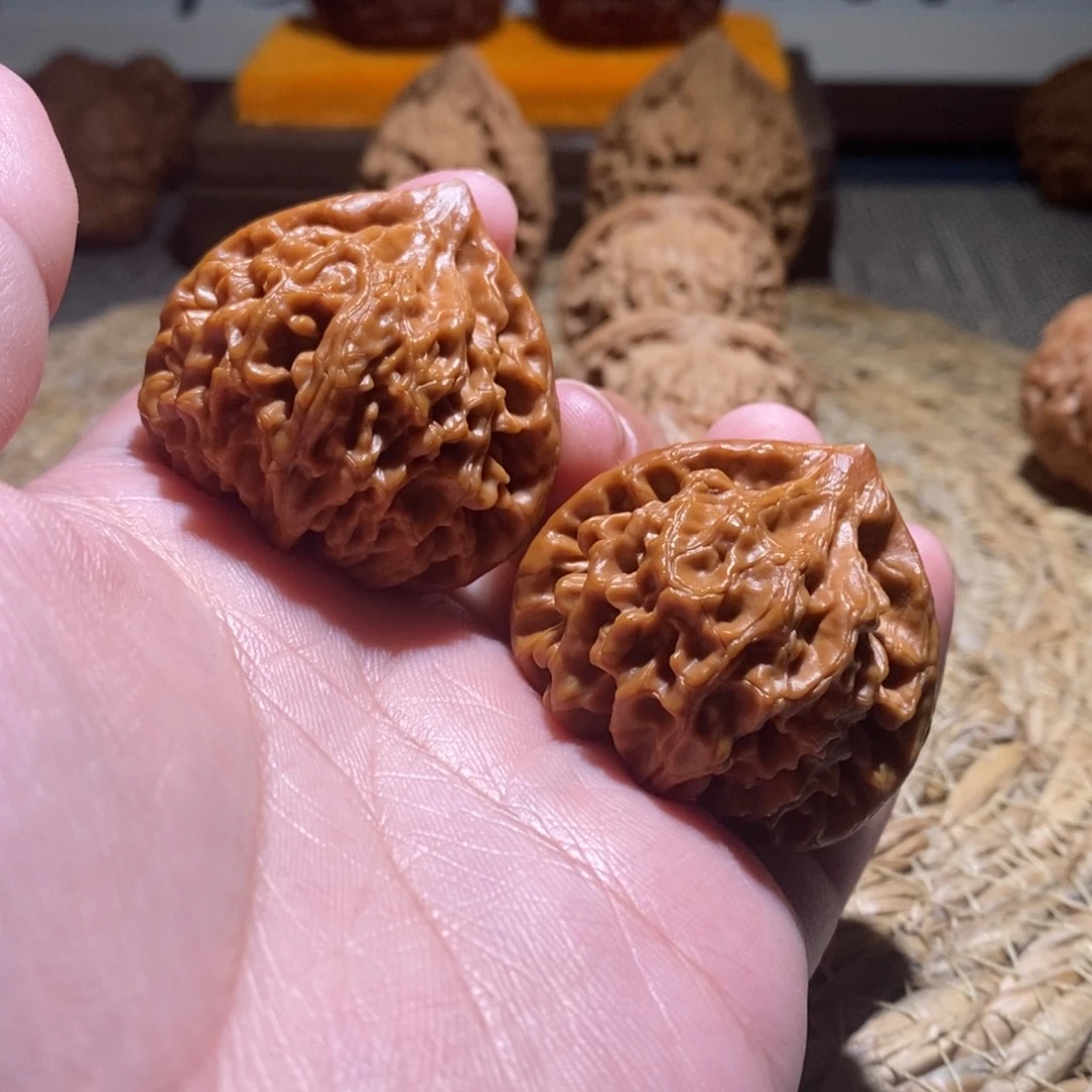 玩***症桃核吊坠40龙门涧
