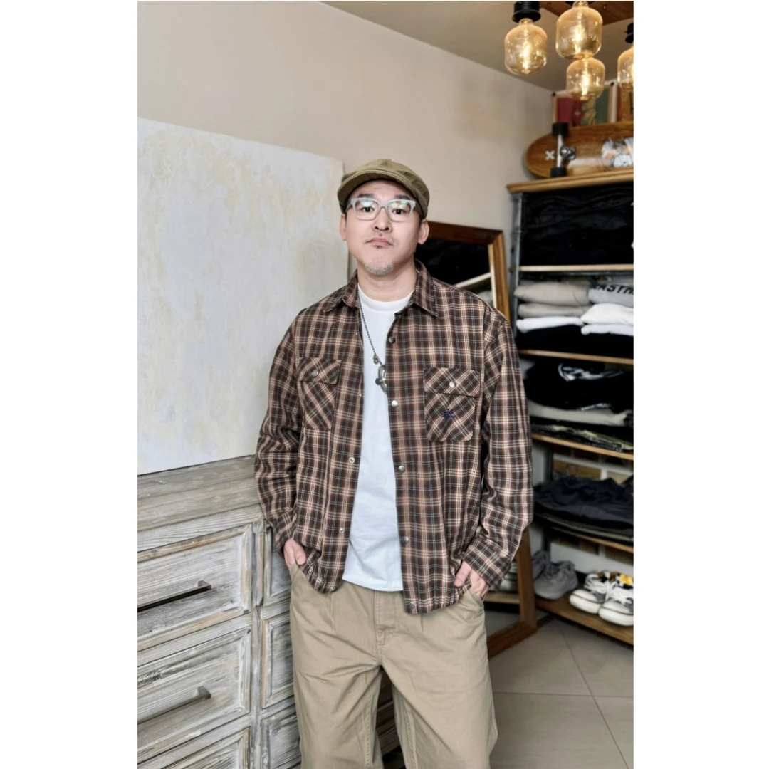 情侣款阿美咔叽复古格子夹克外套5405