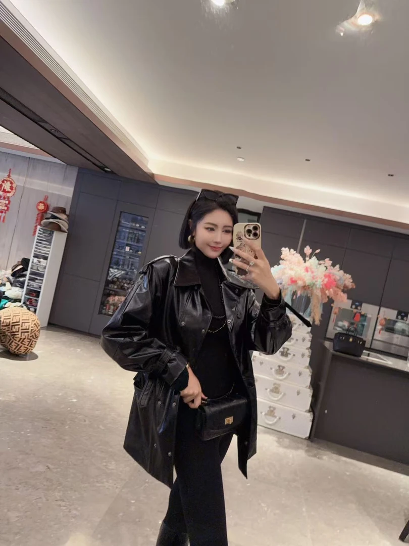 DOUWU【帅帅女王】黑色净版大翻领多扣腰带外套哦WT14146