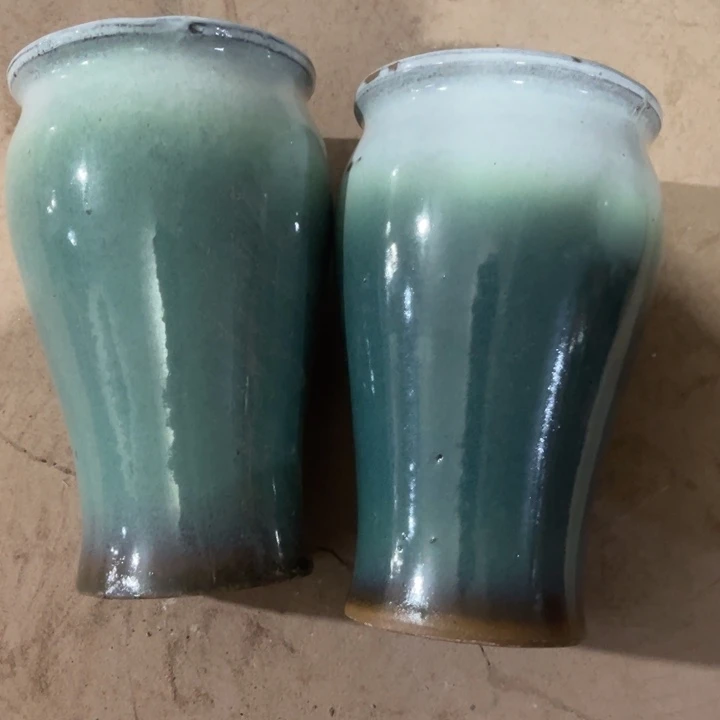 花盆紫砂口径15高度26两只小瑕疵