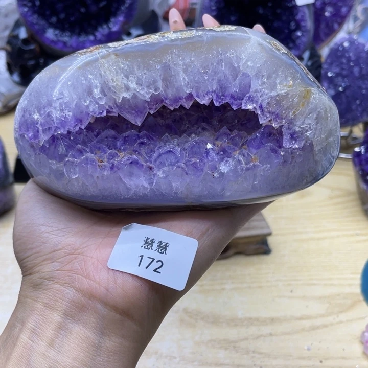 未镶嵌水晶大型摆件（非配饰）