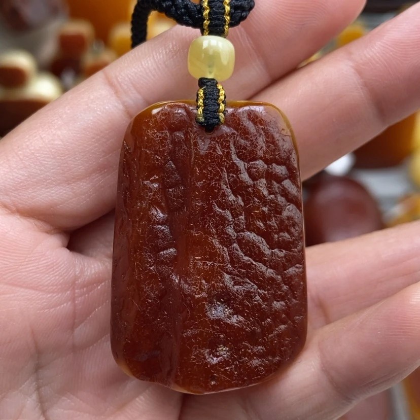 【闪购商品】琥珀颈饰未镶嵌