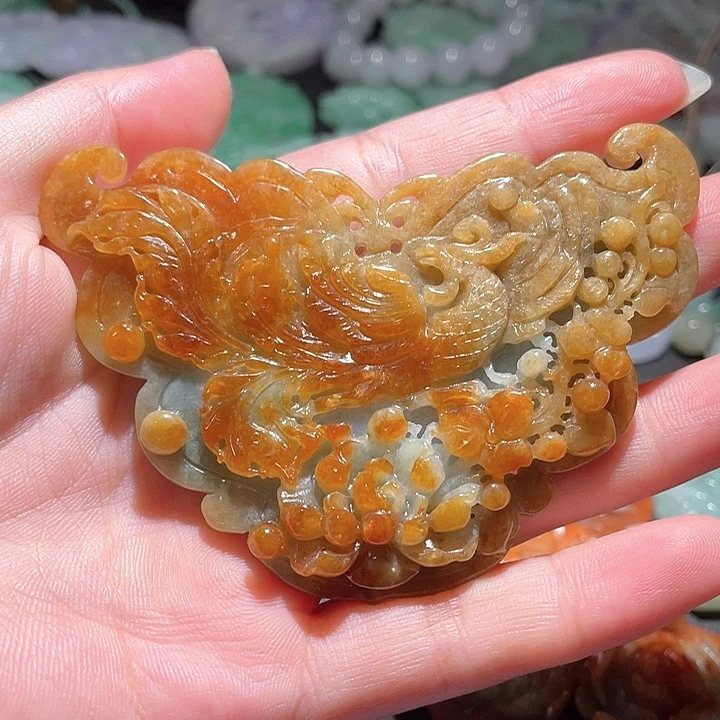 颈饰未镶嵌翡翠天