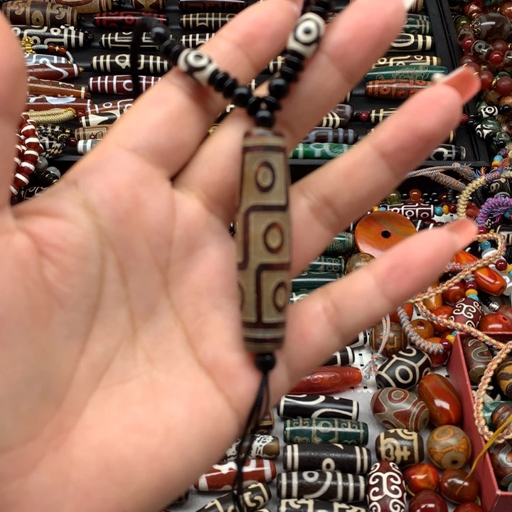 玛瑙/玉髓未镶嵌吊坠(赠链)