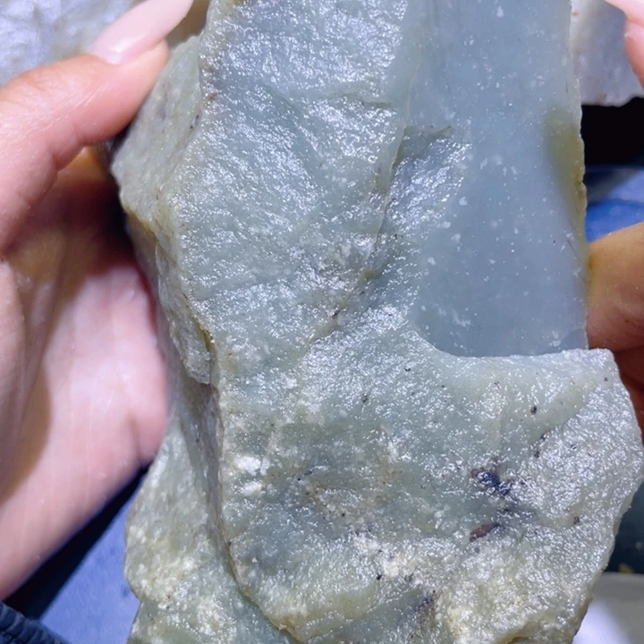 和田玉未镶嵌珠宝半成品