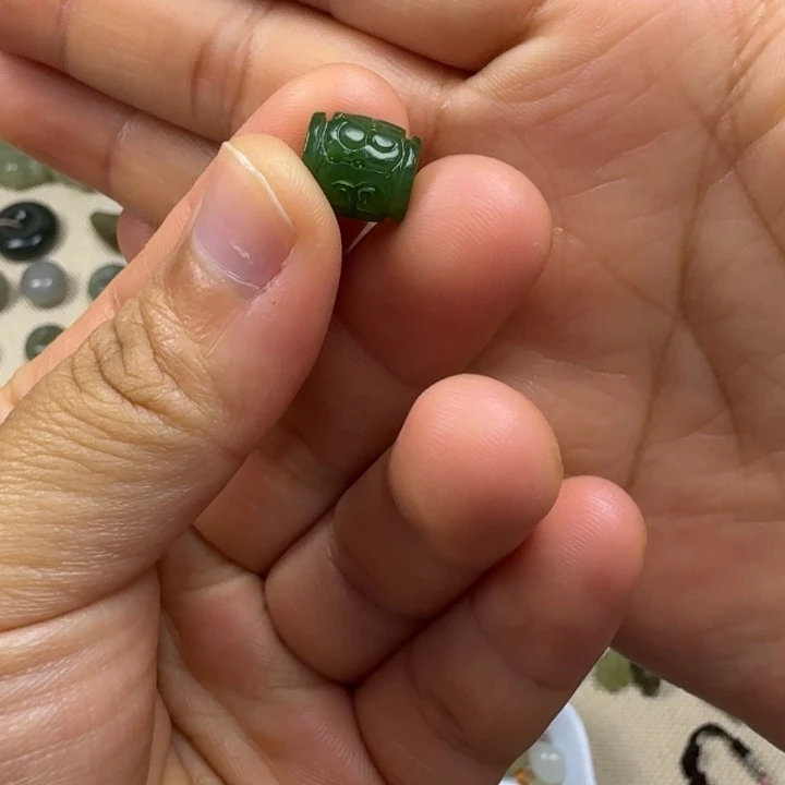 未镶嵌和田玉包链