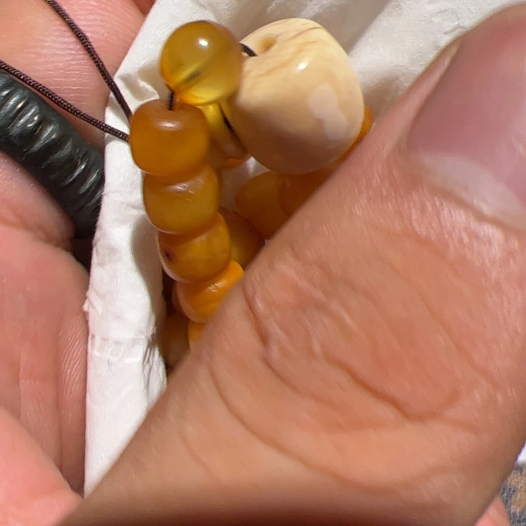 颈饰玻璃你在一起