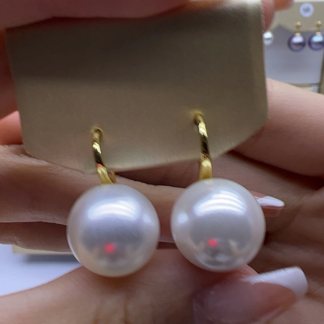 耳饰18K金镶嵌淡水珍珠