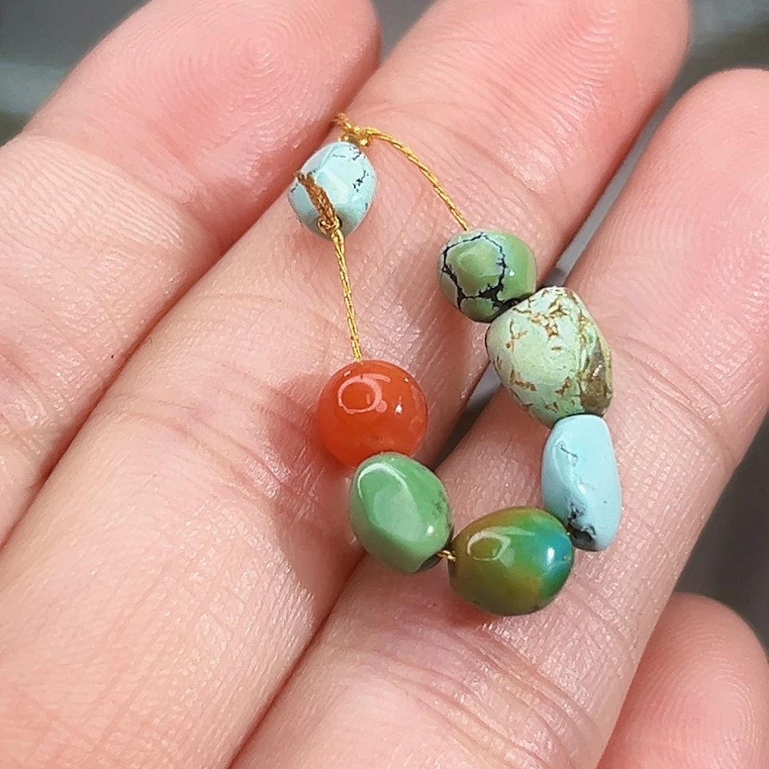 南红玛瑙未镶嵌珠宝奇石