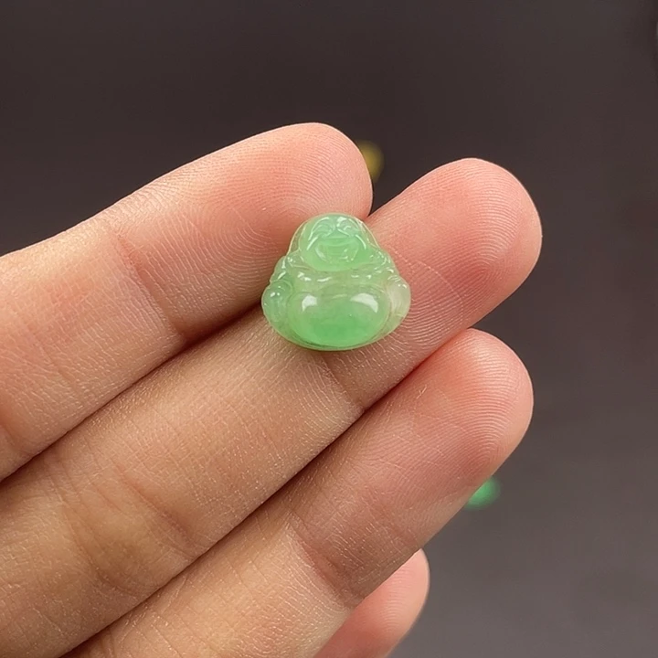 翡翠未镶嵌颈饰吊坠