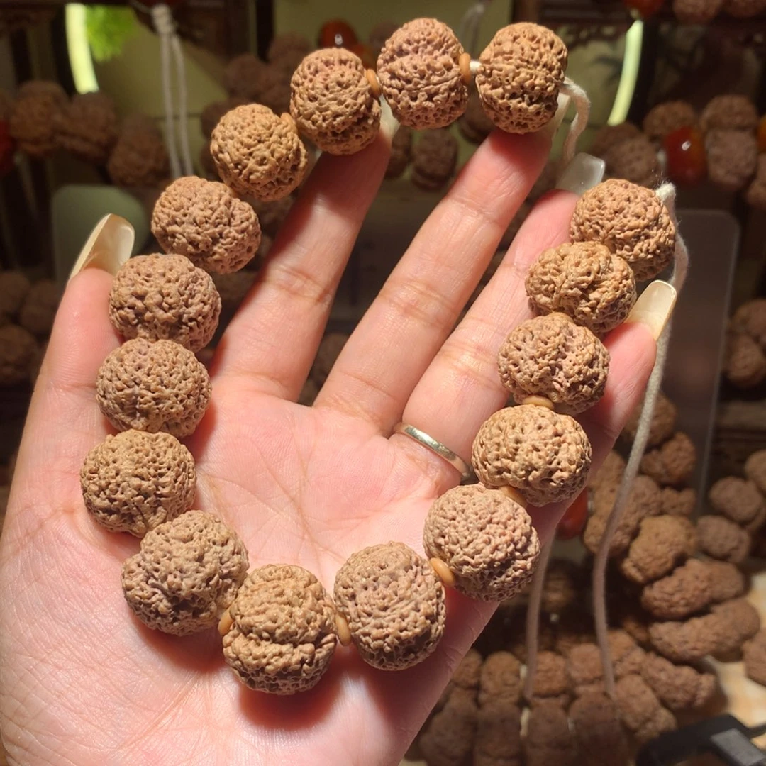镜***N金刚菩提手串20。