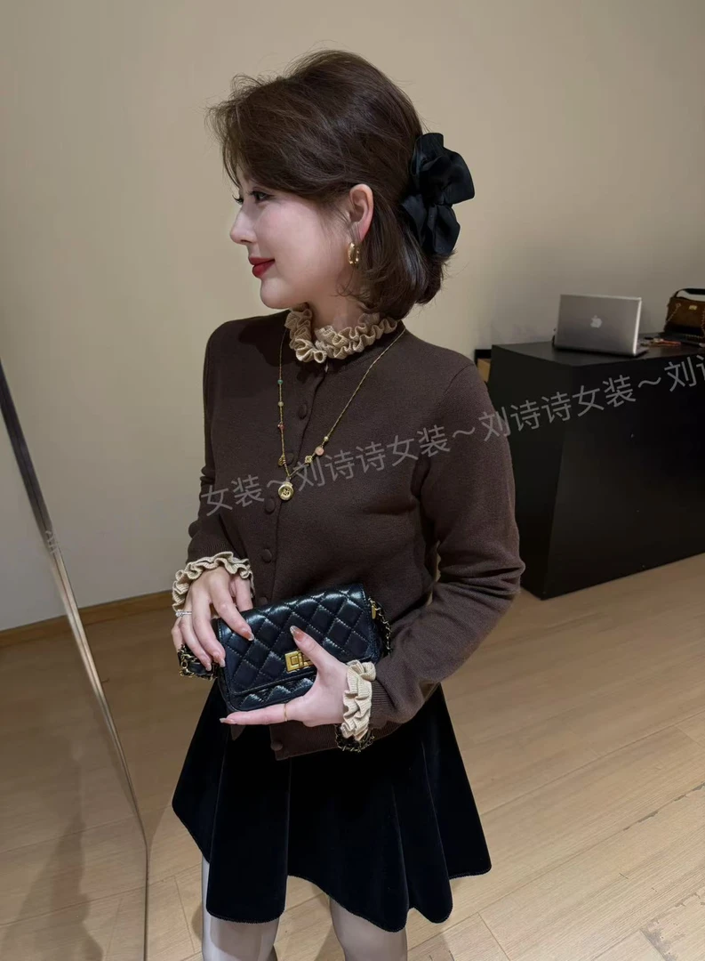 0888【焦糖奶咖】诗诗家2025秋季气质设计感花边袖长袖针织开衫打底